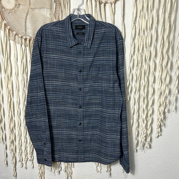 Men's Vince Blue and White Printed Long Sleeve Button Down Fit Size Large - Picture 1 of 8